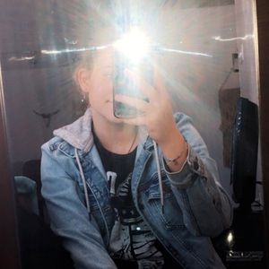 Meet your Posher, Megan